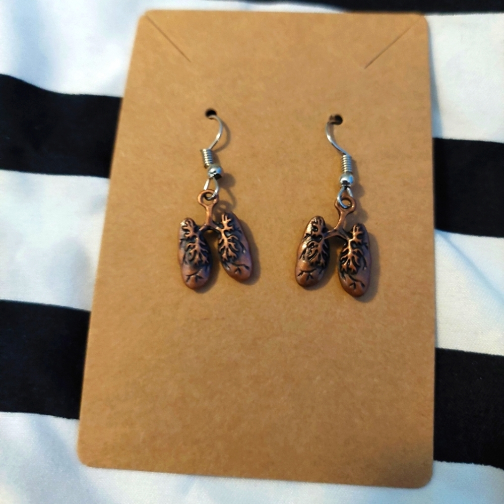 💥3 for $15! "You Take My Breath Away" earrings